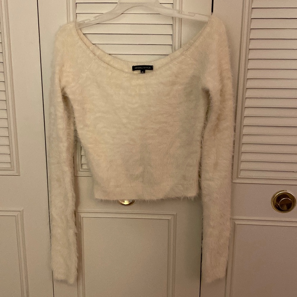 Fuzzy long sleeve sweater!